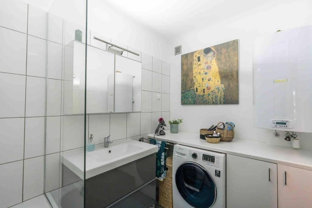 Cozy And Stylish Apartment Near Schoenbrunn Castle Βιέννη Εξωτερικό φωτογραφία